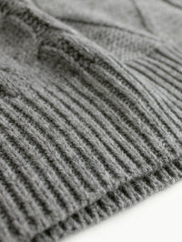 Amélie V-Neck Knit Vest – Timeless Chic Edition