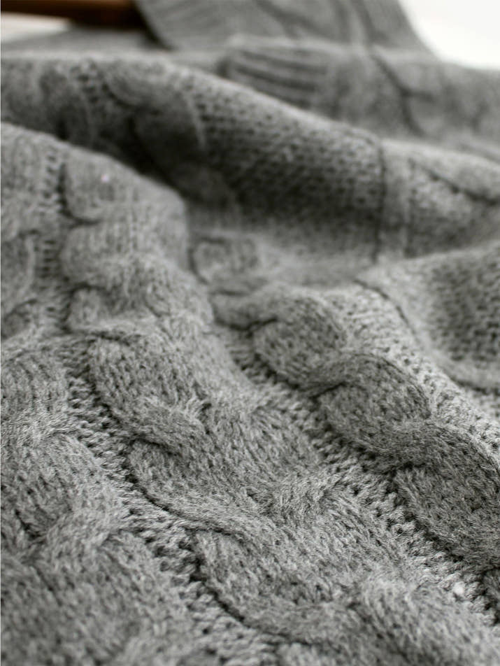 Amélie V-Neck Knit Vest – Timeless Chic Edition