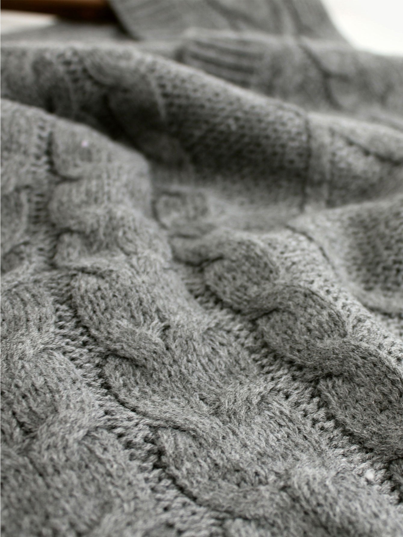 Amélie V-Neck Knit Vest – Timeless Chic Edition